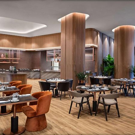 Hotel Moevenpick Living Istanbul Saklivadi Esterno foto