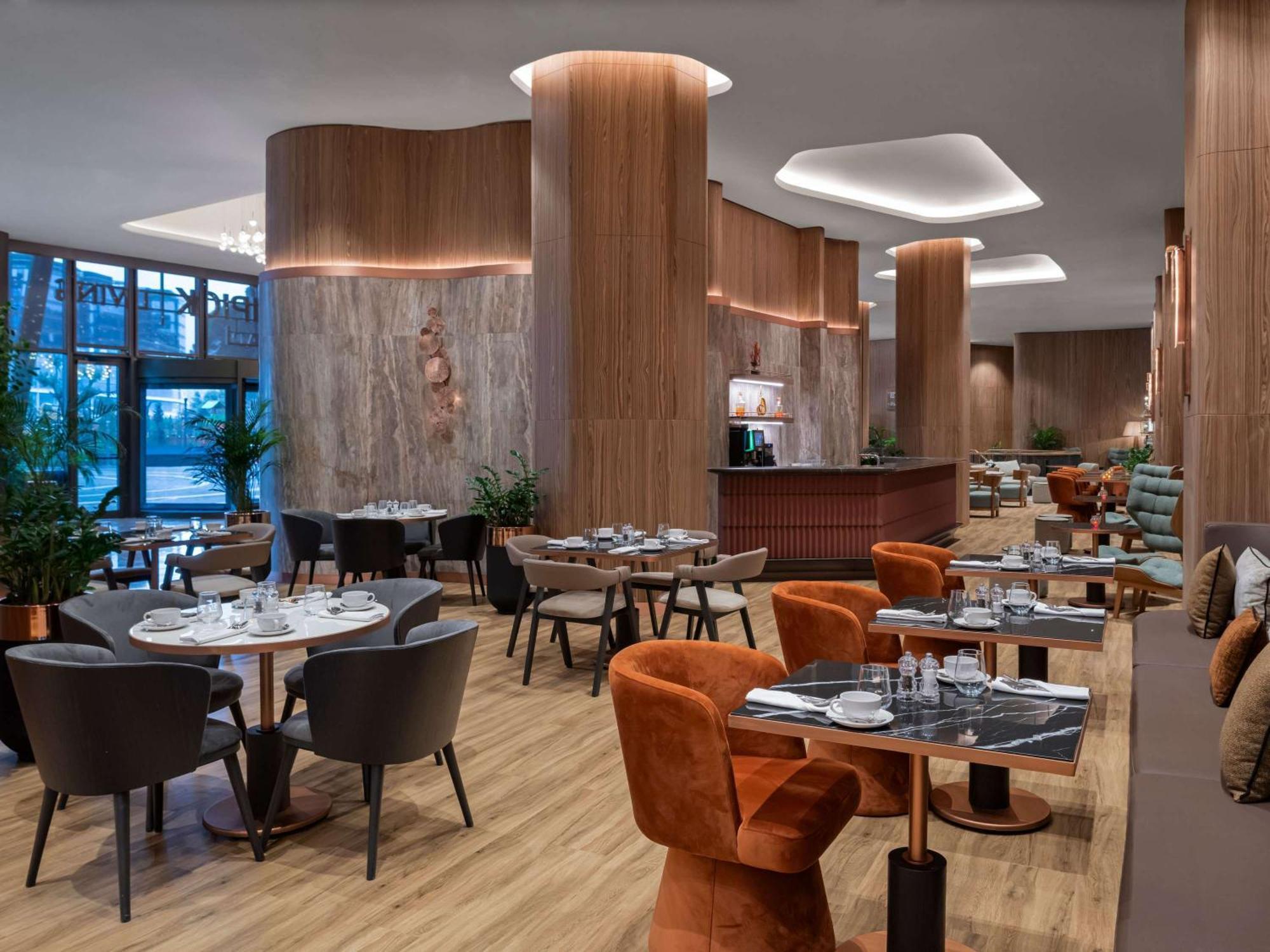 Hotel Moevenpick Living Istanbul Saklivadi Esterno foto